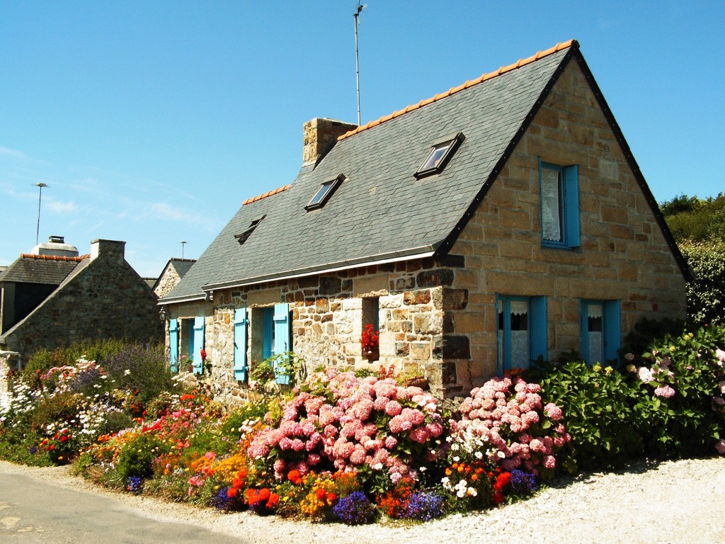 Maison fleurie en Bretagne